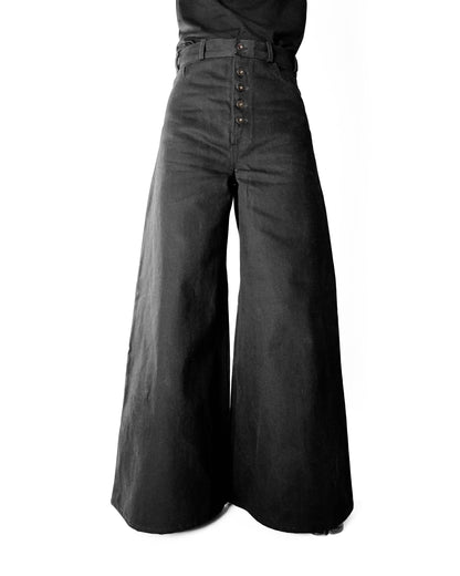 Giant pants