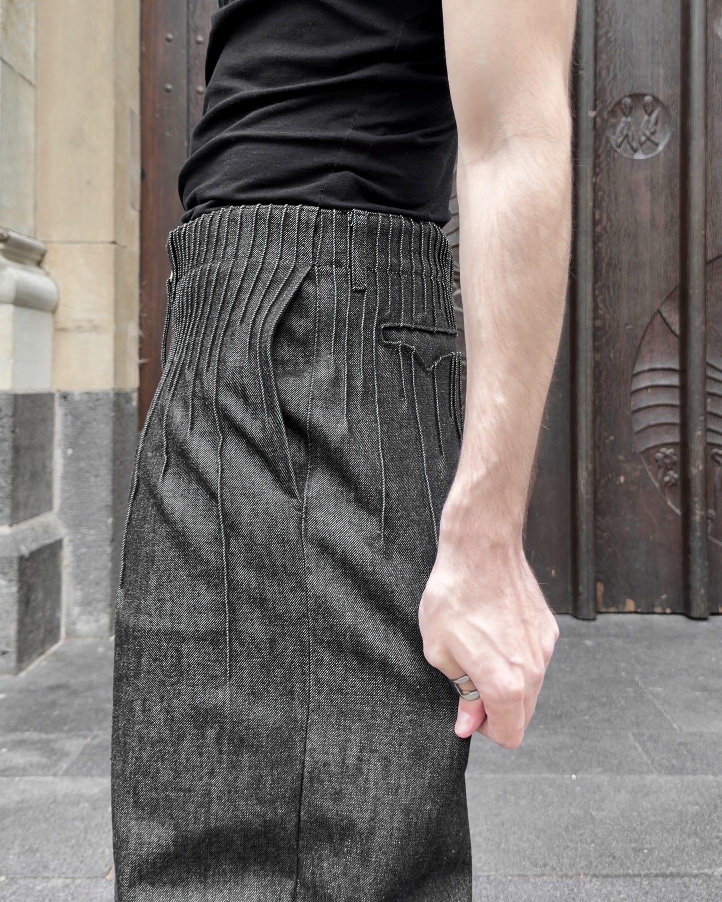 pleats denim men