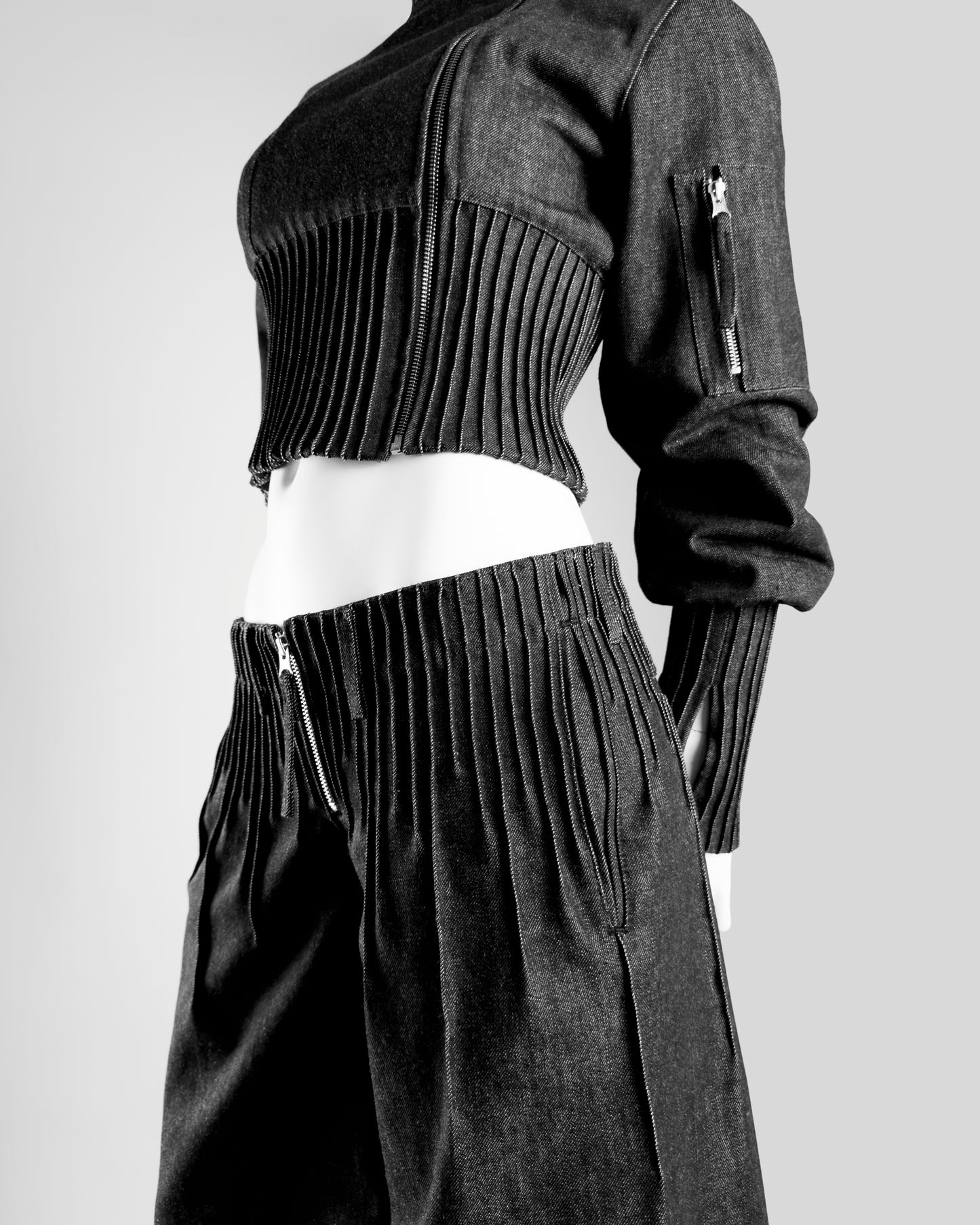 pleats denim women