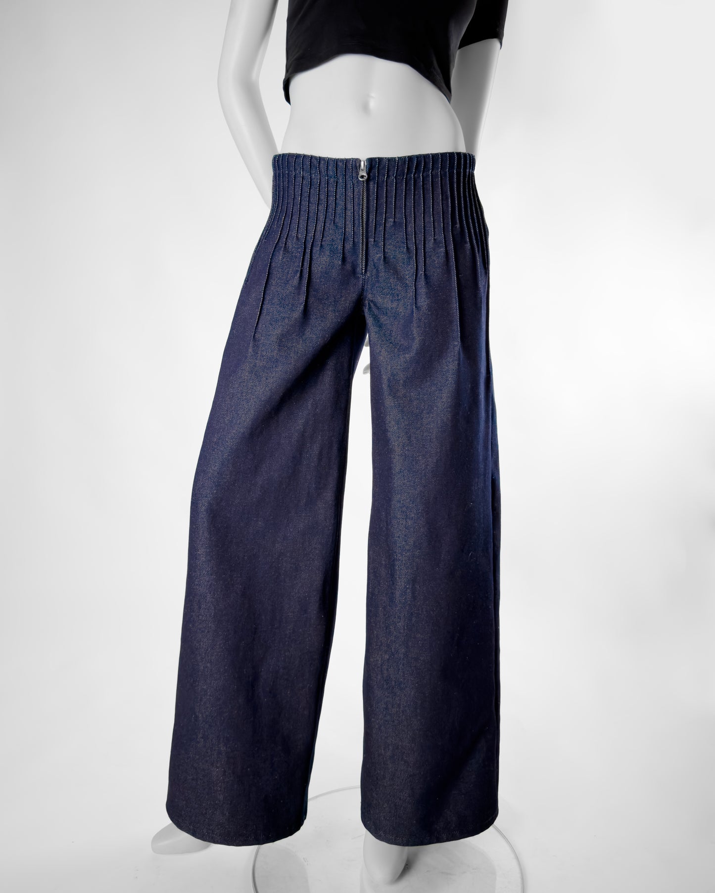 pleats denim