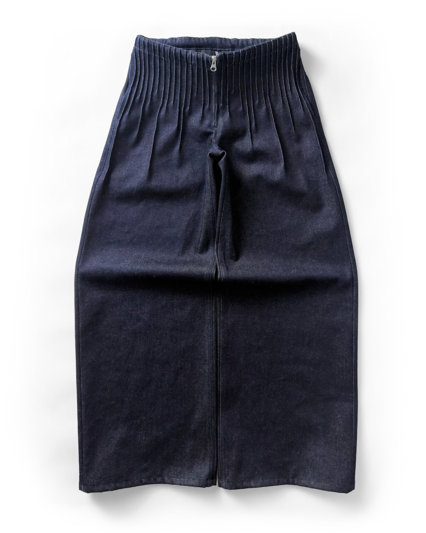 pleats denim