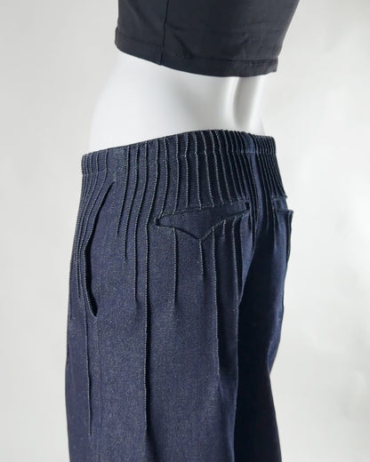 pleats denim