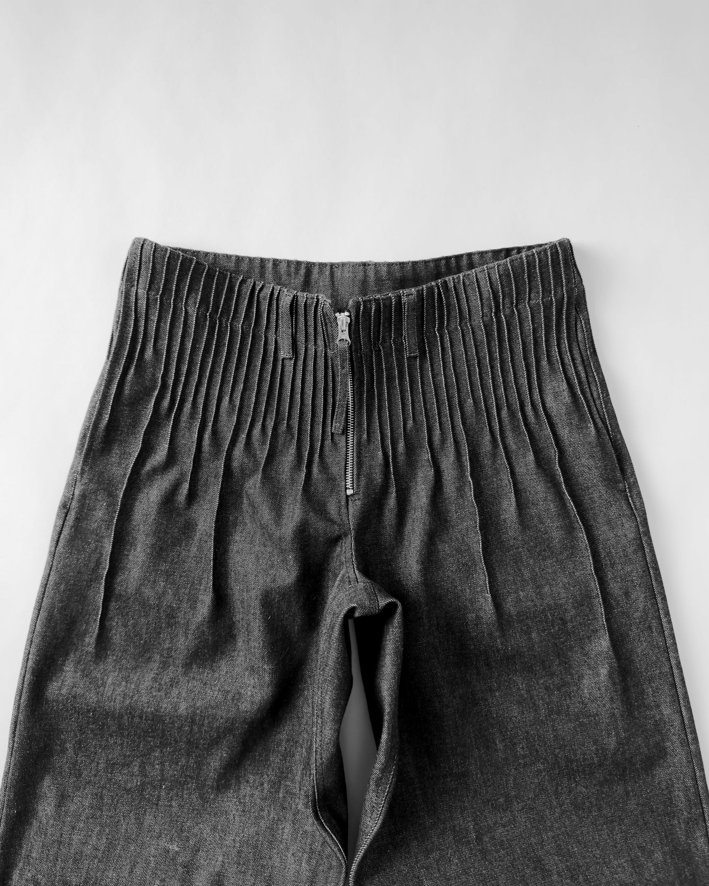 pleats denim men